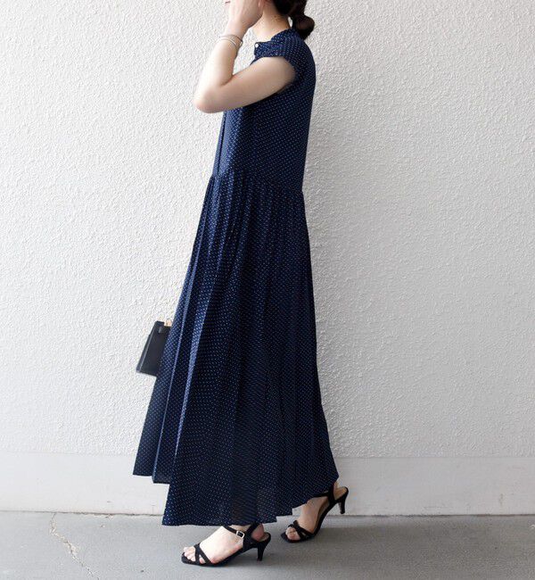 SHIPS any「《予約》SHIPS any:〈手洗い可能〉ドット バンドカラー フレンチ プリーツ ロング ワンピース」|ワンピース|