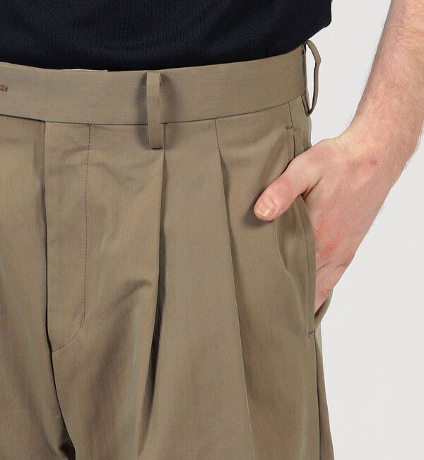 TOMORROWLAND MENS「コットンナイロンツイル 2プリーツワイドストレートパンツ」|スラックス|