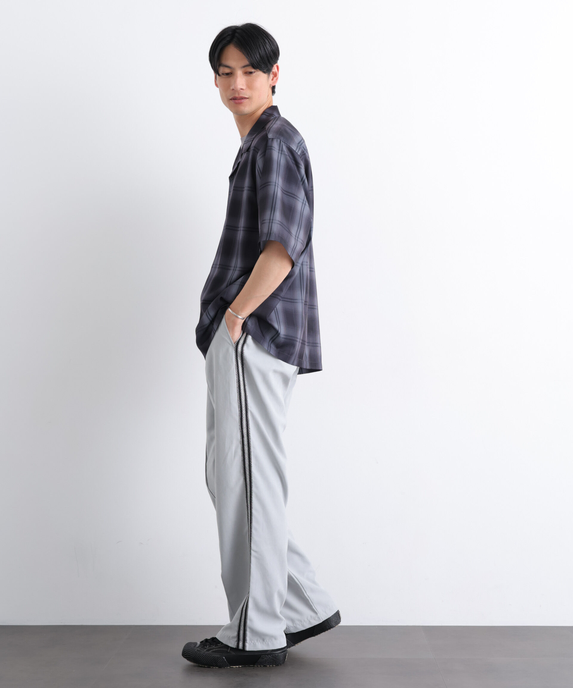 nano･universe「NORMANBROS/NORMANBROS別注 トラックパンツ」|チノ|