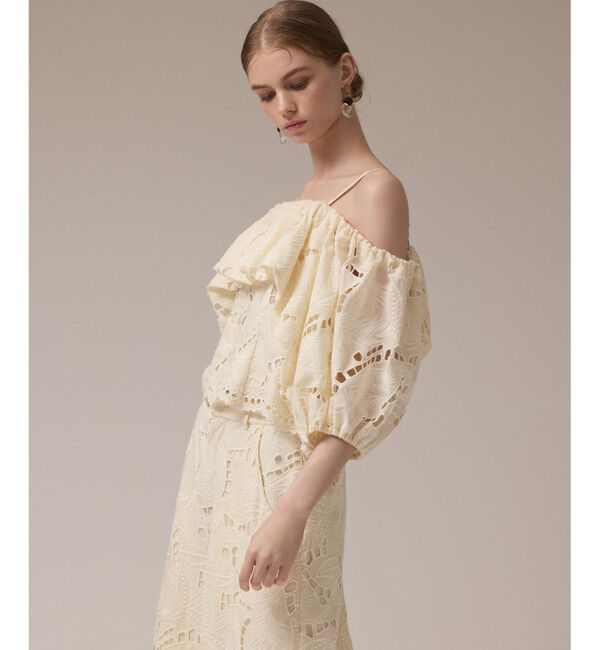 GRACE CONTINENTAL「カットワークオフショルトップ」|その他|