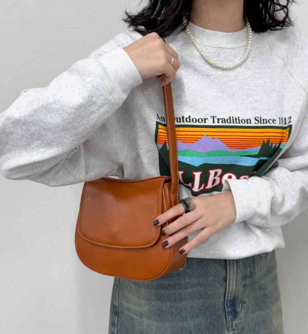 fredy emue「フラップラウンドワンショルバッグ」|ショルダー・メッセンジャー|