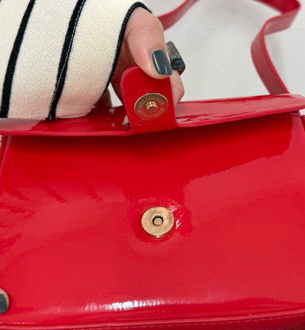 fredy emue「エナメルフラップワンハンドルバッグ」|ショルダー・メッセンジャー|