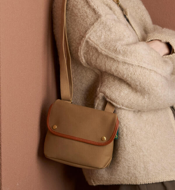 Brady「Brady | AVON MINI」|ショルダー・メッセンジャー|KHAKI