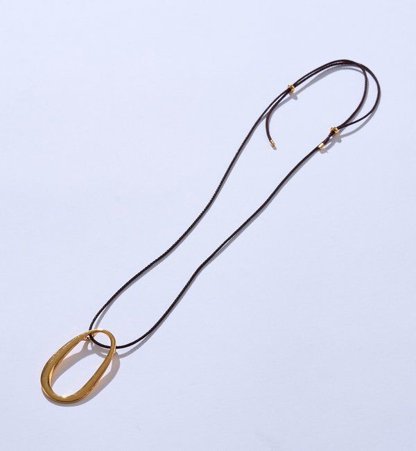  「【シーズンレスで楽しめる】リングモチーフコードネックレス」|ブローチ・コサージュ|