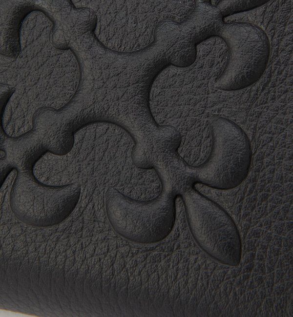  「エンボスモノグラムハーフウォレット」|財布|