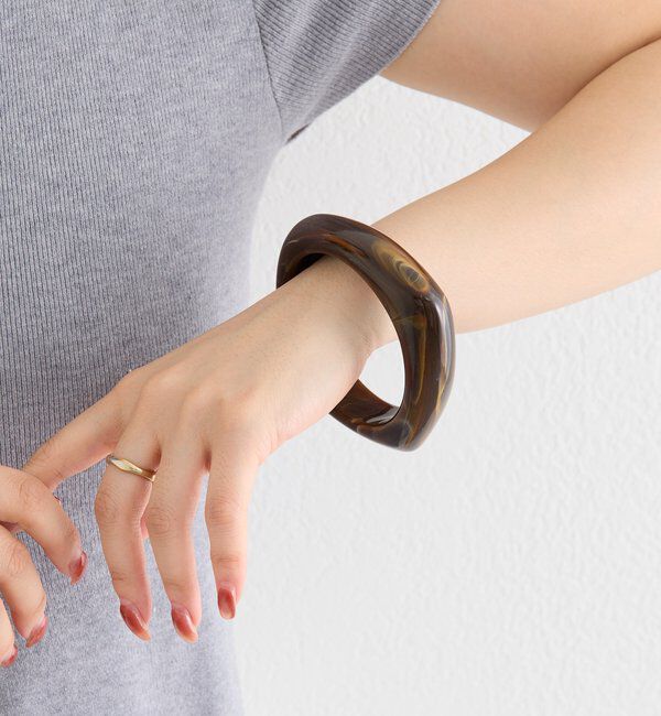  「クリアマーブルスクエアバングル」|ブローチ・コサージュ|