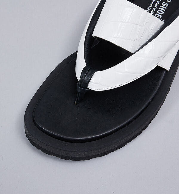 alfredoBANNISTER「＜クロコ型押し＞【WRAP SHOES】ボリュームソール雪駄 トングサンダル」|サンダル|