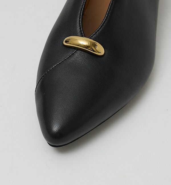 AU BANNISTER「メタルポイントＶカットパンプス」|パンプス|