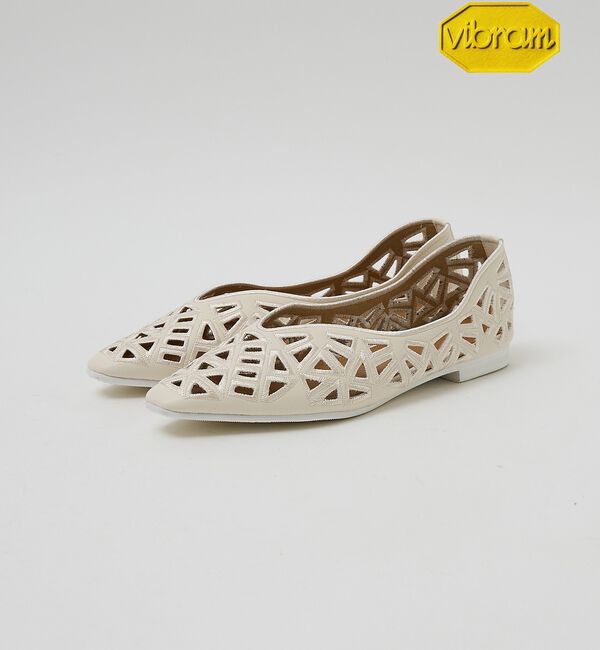 AU BANNISTER「【Vibramソール搭載】レーザーカットパンプス」|パンプス|