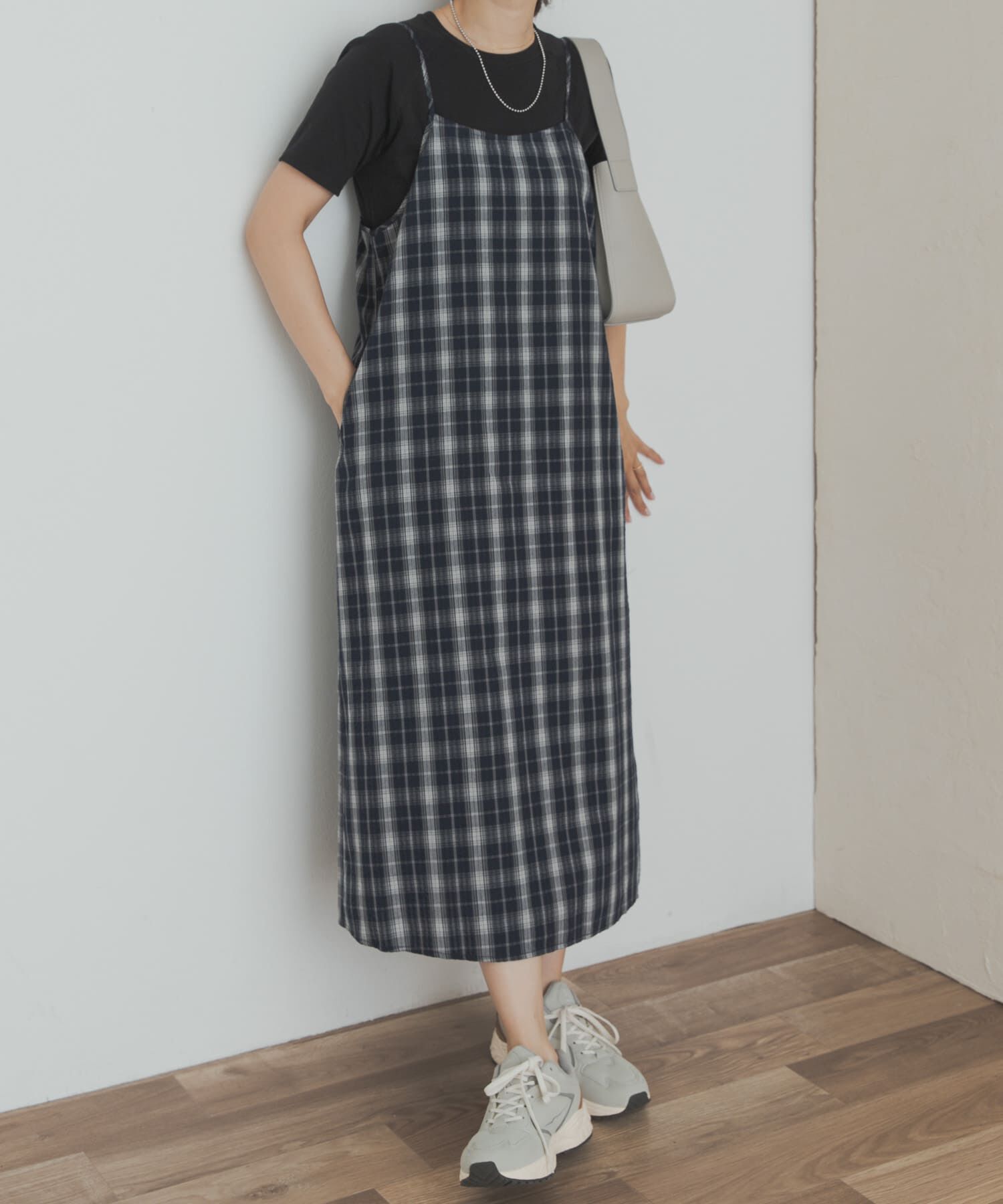 URBAN RESEARCH DOORS「チェックキャミワンピース」|ワンピース|