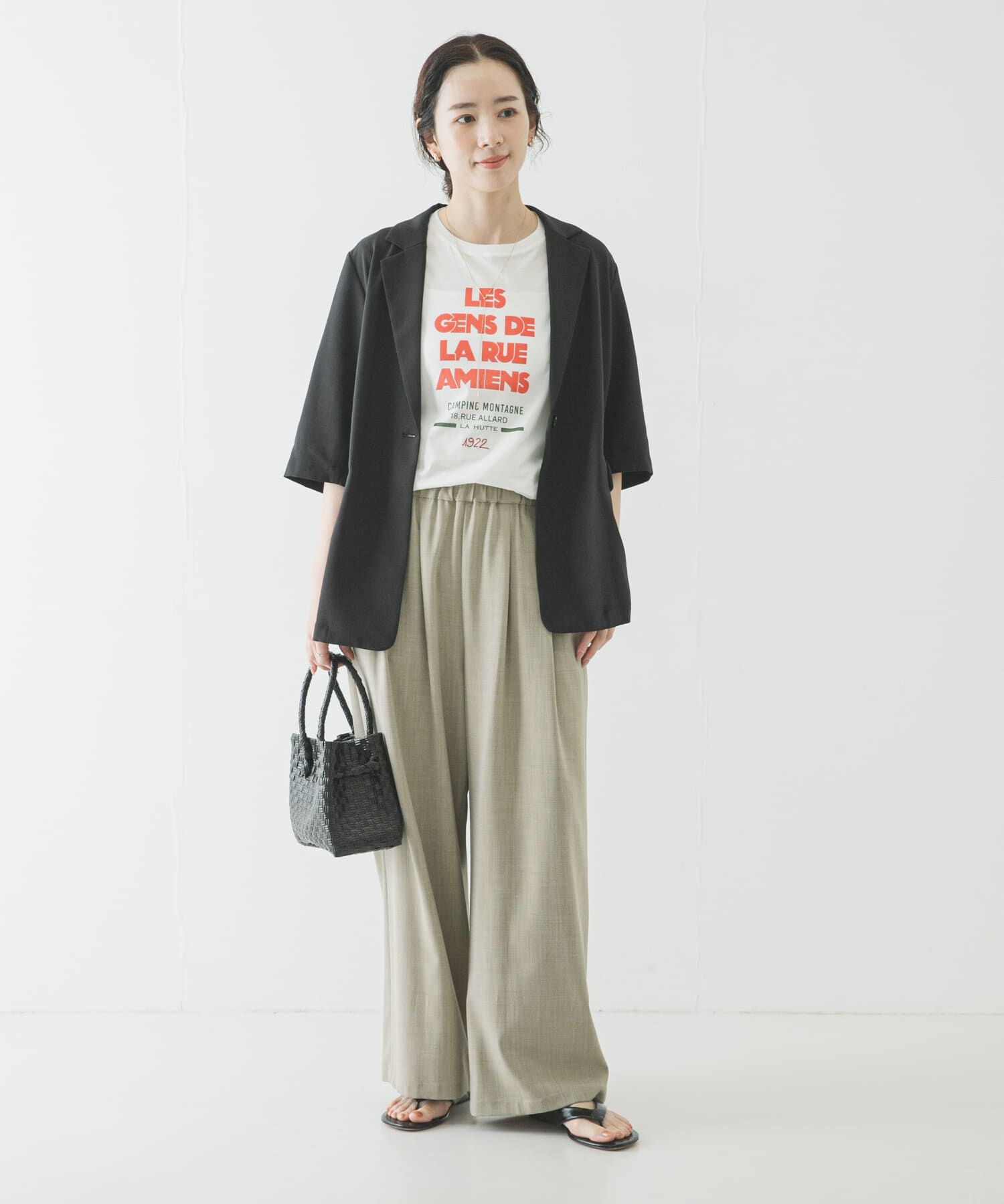 URBAN RESEARCH「『3サイズ展開』『イージーケア』タックギャザーストレートパンツ」|その他|