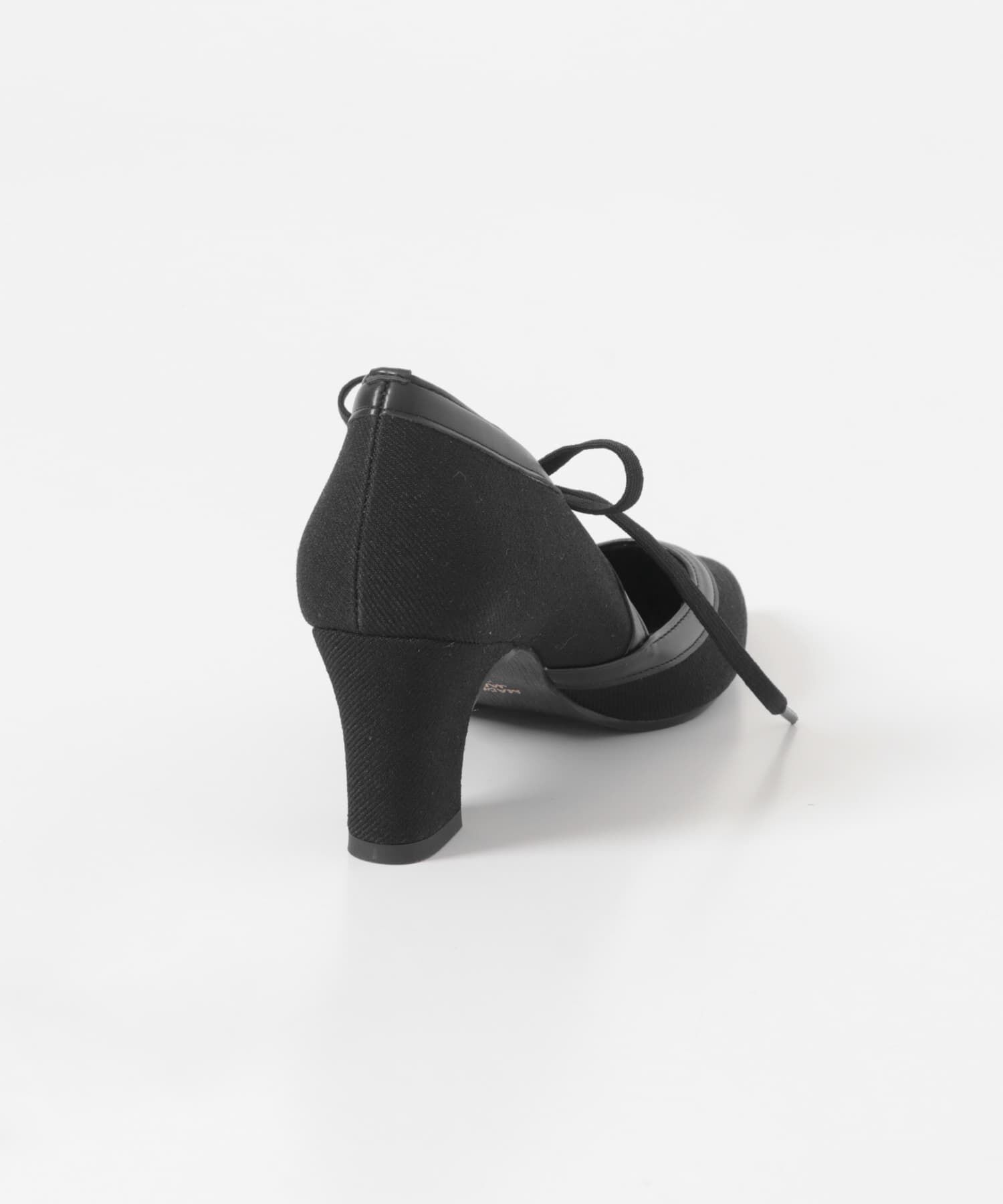 RODE SKO「『別注』AJUGA.&times;RODE SKO　『MADE IN JAPAN』チャンキーヒールリボンパンプス」|パンプス|