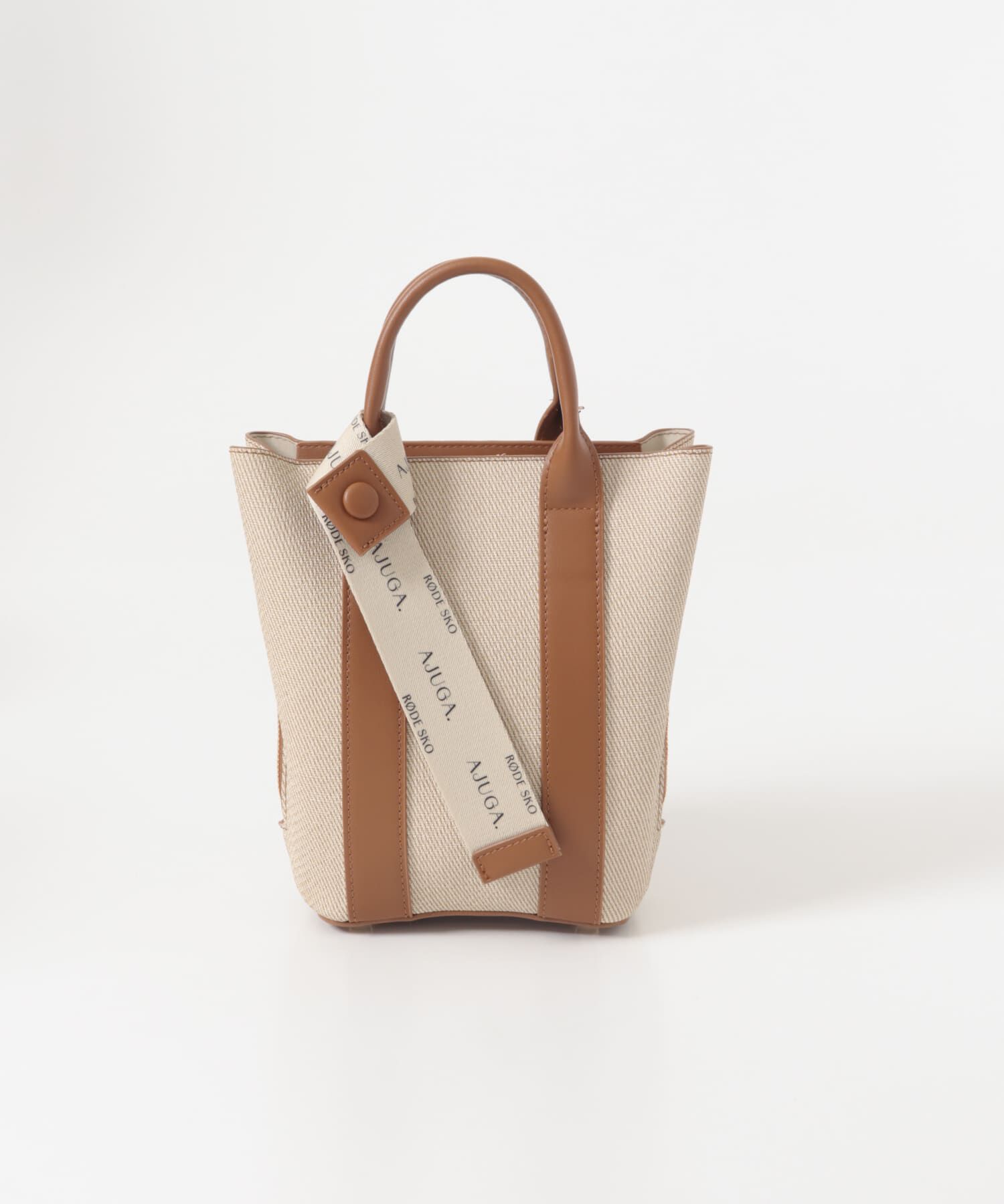 RODE SKO「『別注』AJUGA.&times;RODE SKO　ロゴリボン付ショルダーバッグ」|ショルダー・メッセンジャー|