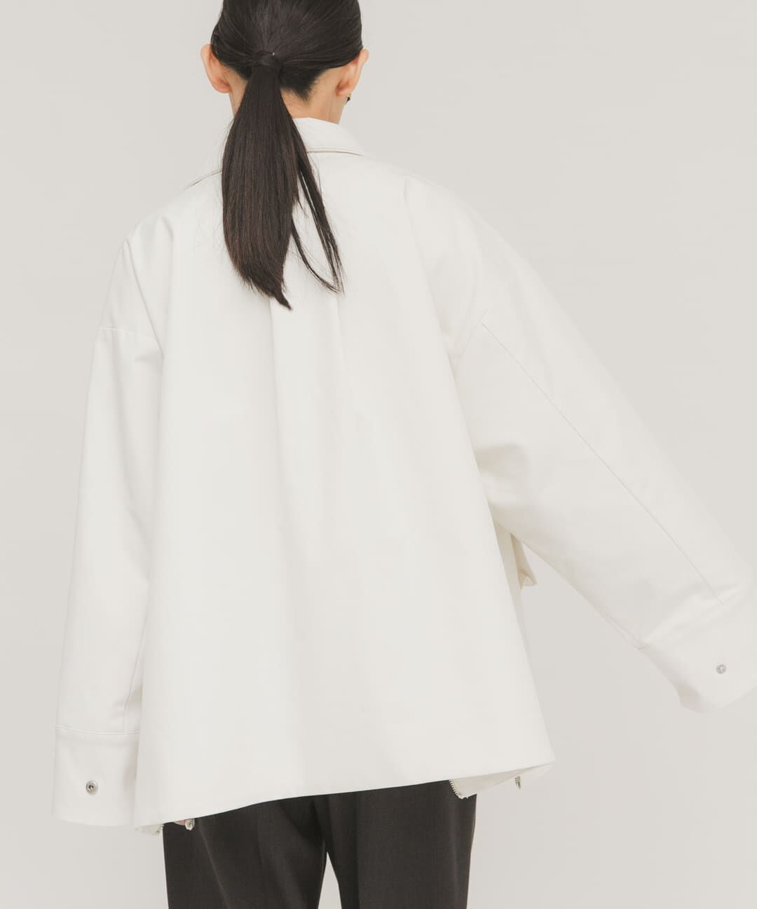  「ポケットディティールジャケット」|ノーカラーコート|