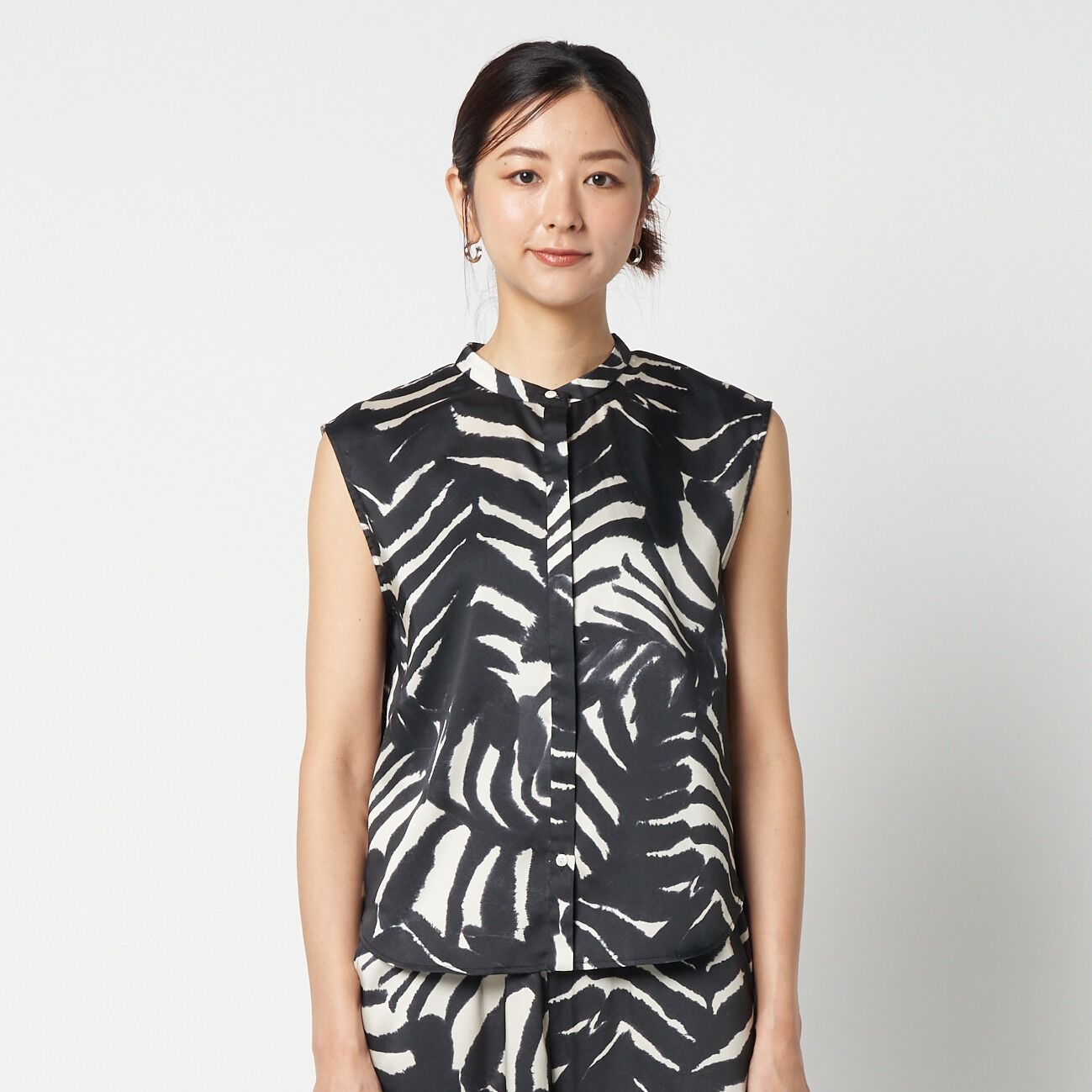 HELIOPOLE「HELIOPOLE ARGENTI PRINT SLEEVELESS BLOUSE」|シャツ・ブラウス|