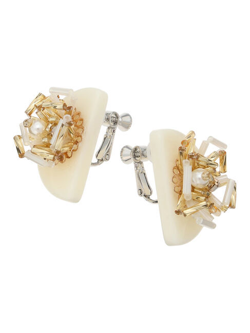 Te chichi「ビーズフラワーイヤリング」|ピアス|オフホワイト