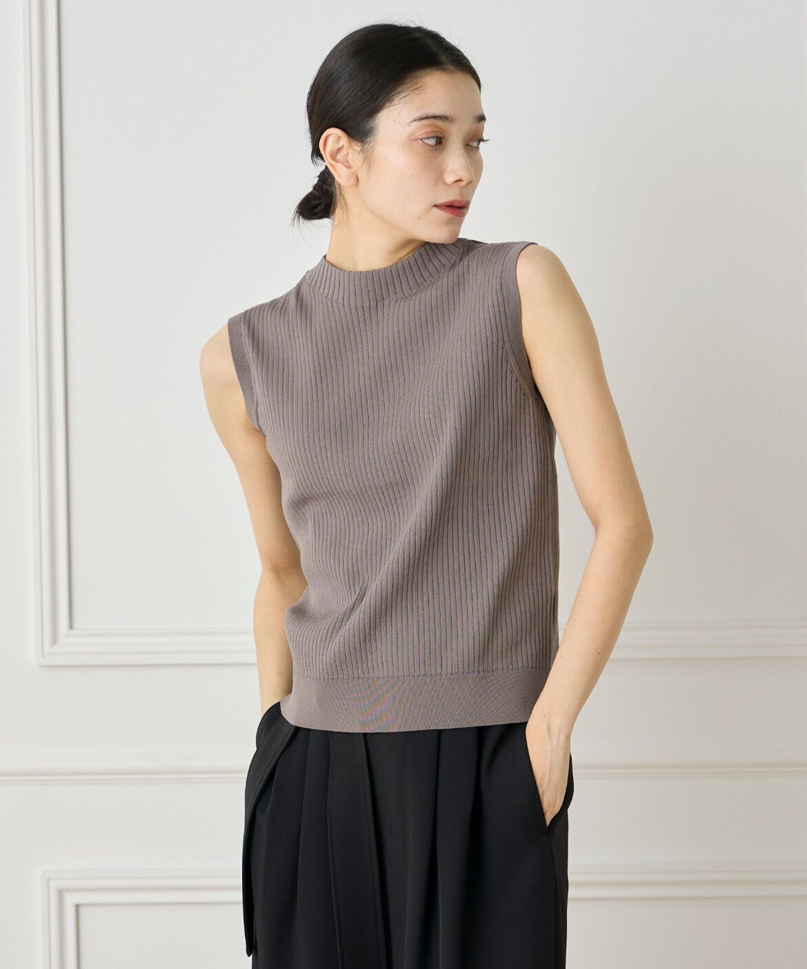 INED「《大きいサイズ》ノースリーブワイドリブニット」|ニット・セーター|