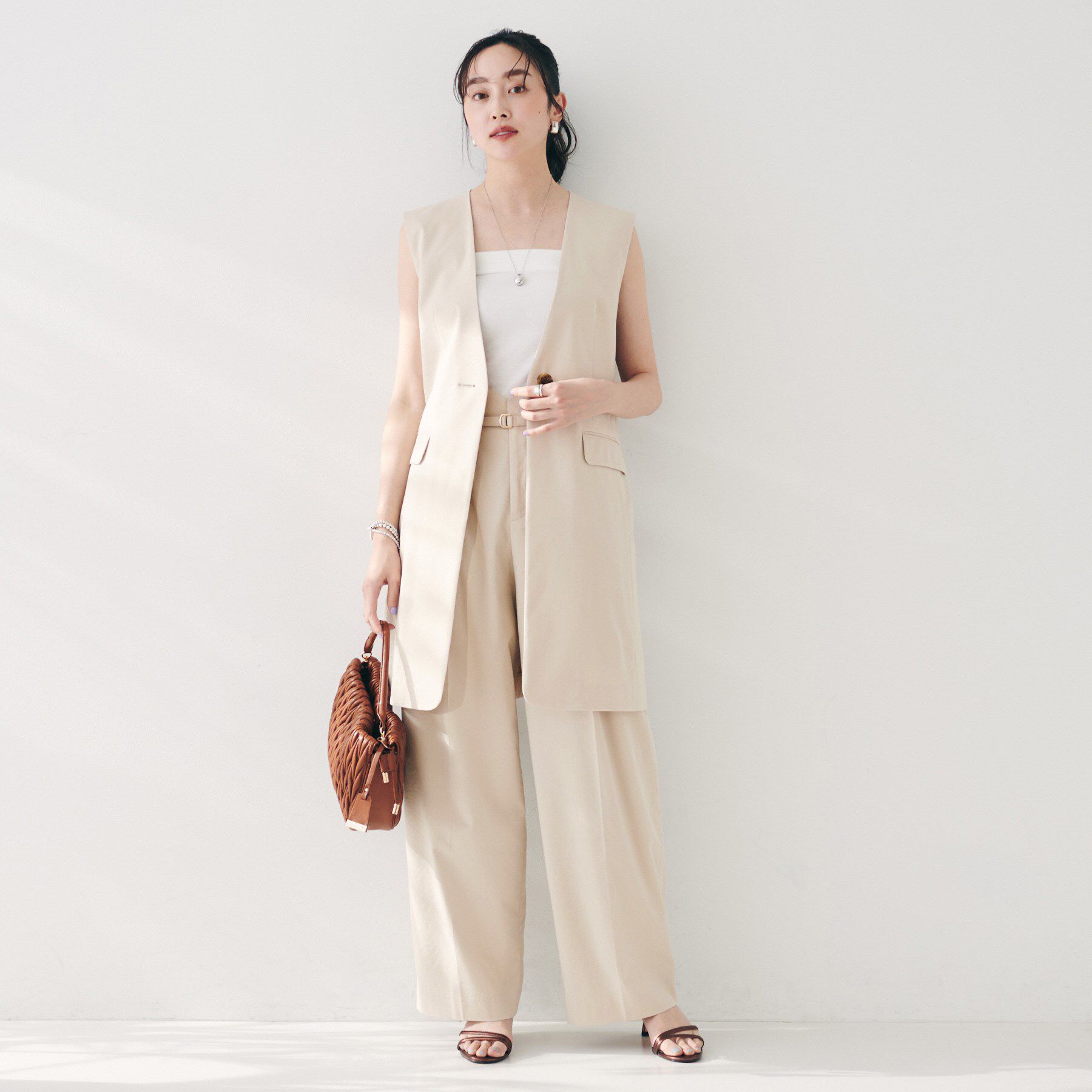 UNTITLED「【セットアップ可能／オンオフ】ラミー混 タックワイドパンツ」|その他|