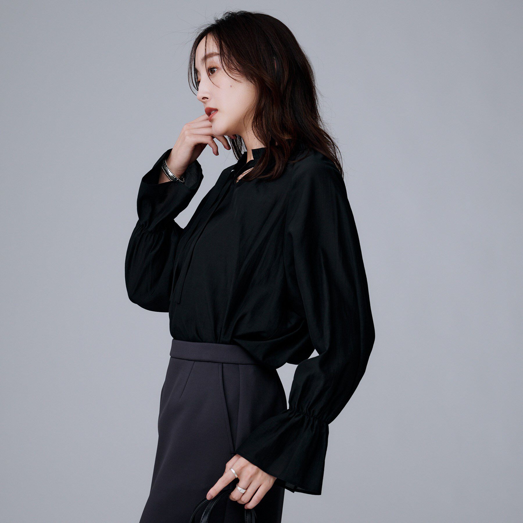 UNTITLED「【キャンディスリーブ/エレガント】フリルギャザーネックブラウス」|シャツ・ブラウス|