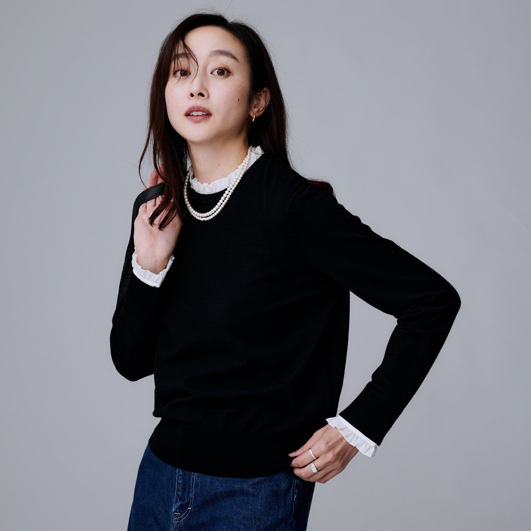 UNTITLED「【フリル取り外し可/きれいめエレガント】フリルシャツレイヤード風ニット」|ニット・セーター|