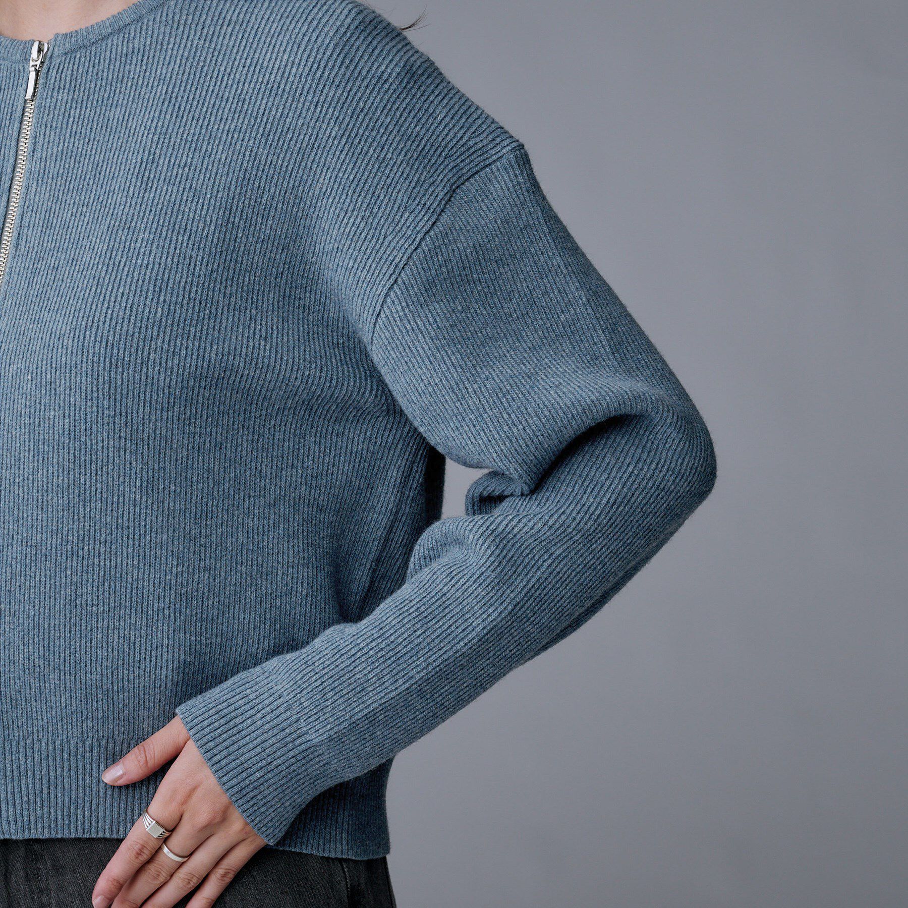 UNTITLED「【ゆったりサイズ／着丈短め】ジップニットカーディガン」|カーディガン|