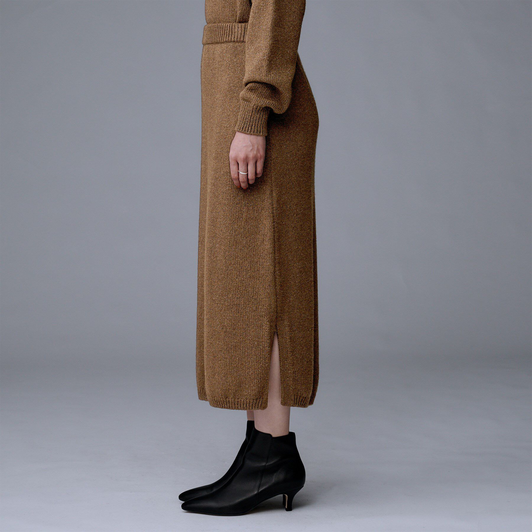 UNTITLED「【セットアップ可/ウエストゴム】ラメニットナロースカート」|スカート|