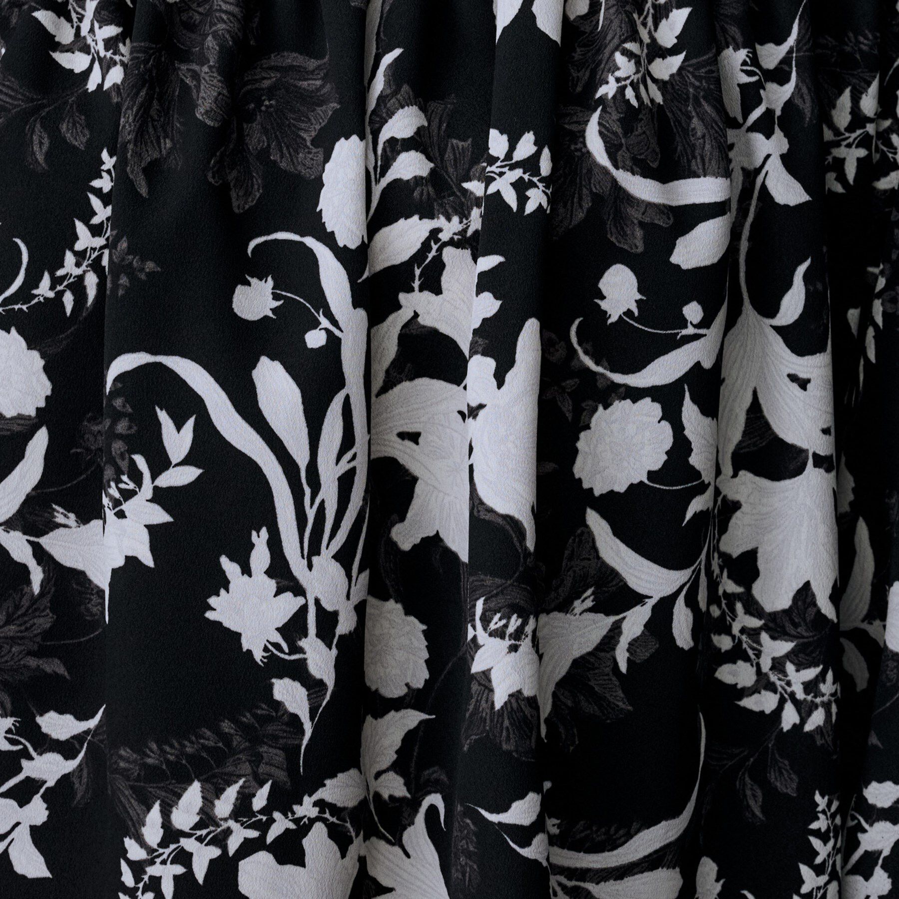 UNTITLED「【洗える/セットアップ可能】オーナメントフラワー ブラウス」|シャツ・ブラウス|