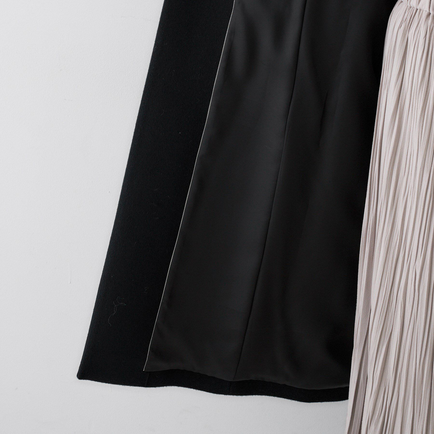 UNTITLED「【スタイリッシュ／オンオフ兼用】ウールチェスターコート」|チェスターコート|