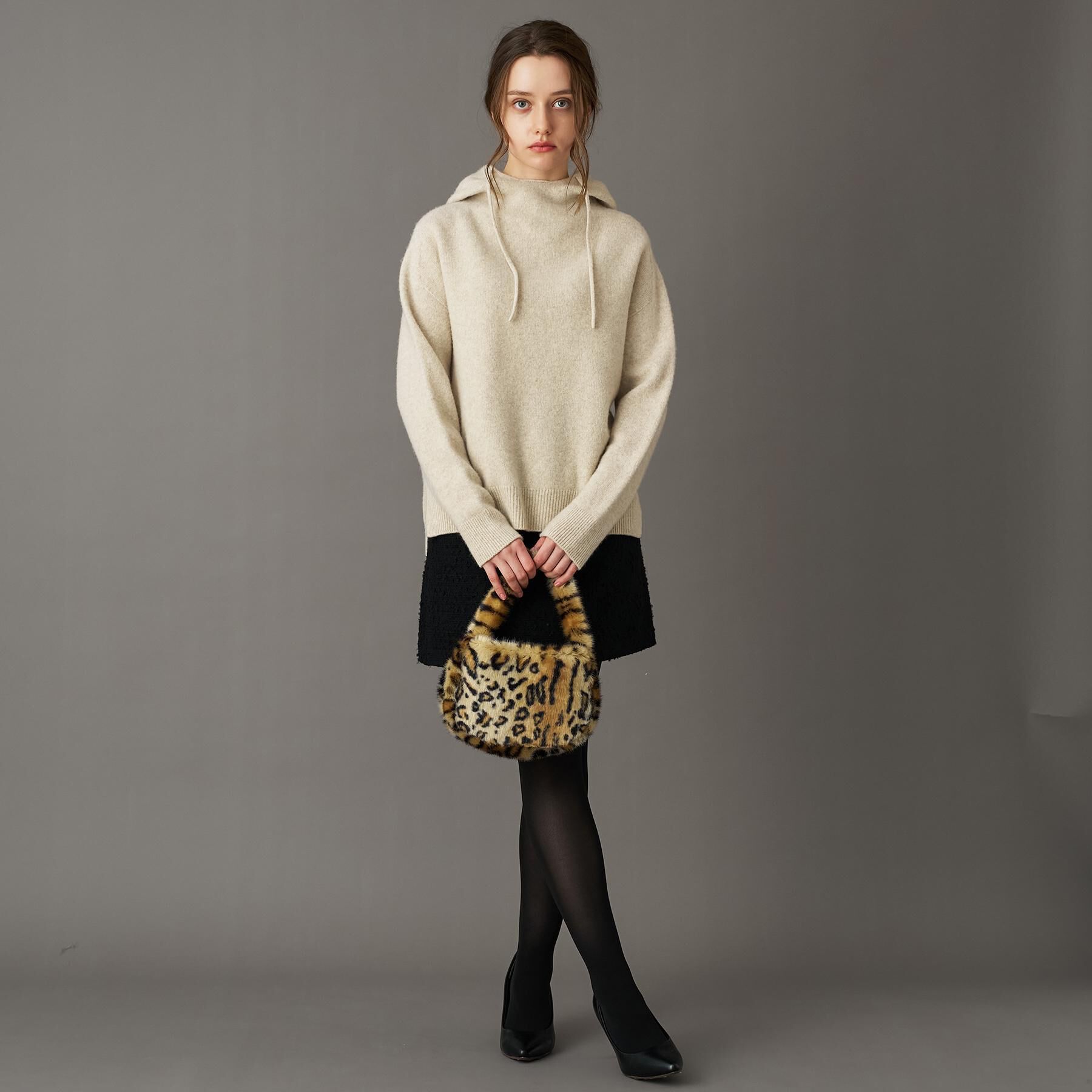 DRESSTERIOR「カシミヤブレンドフードニット」|ニット・セーター|