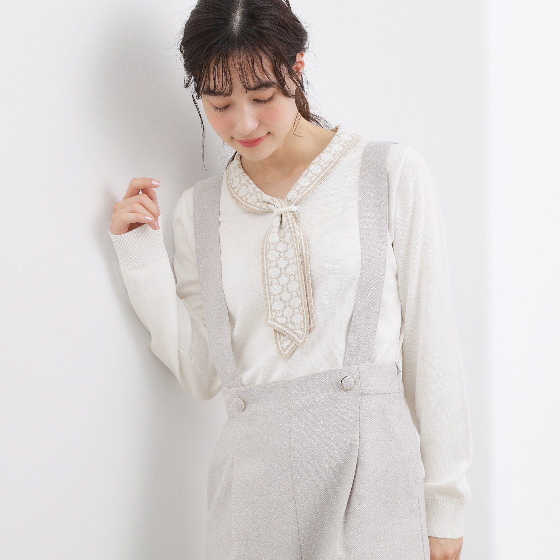 grove「ディテールで差がつく　大人のスカーフ柄ボウタイニット」|ニット・セーター|