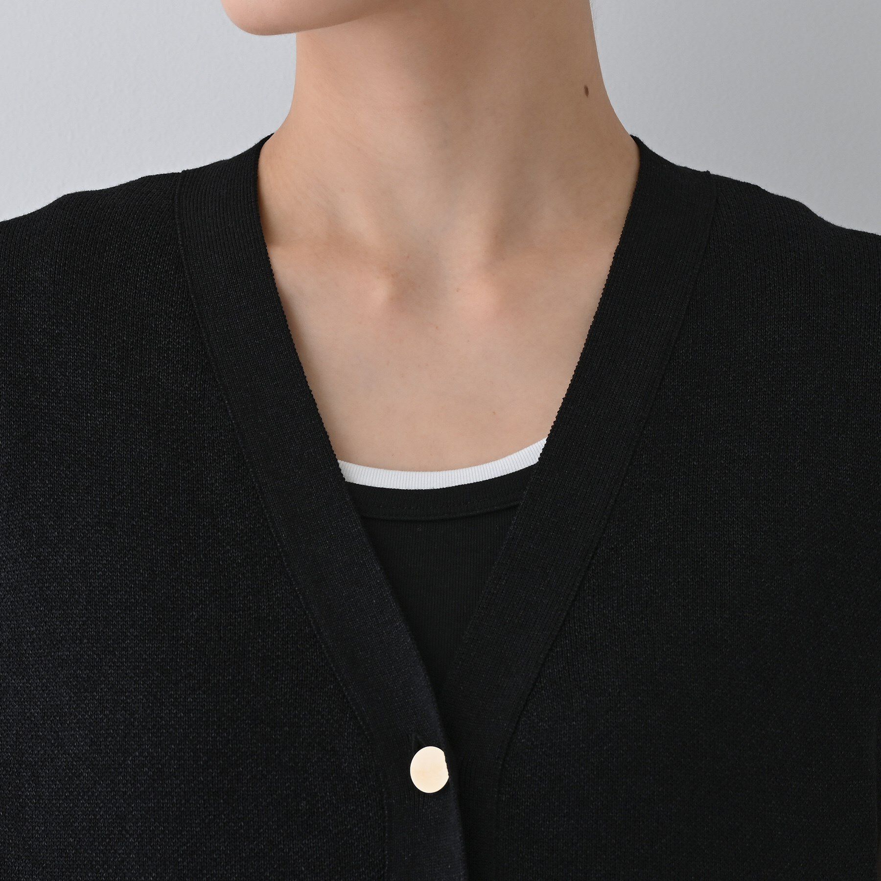 INDIVI「【コットンペーパー素材】ニットジレカーディガン」|ベスト・ジレ|