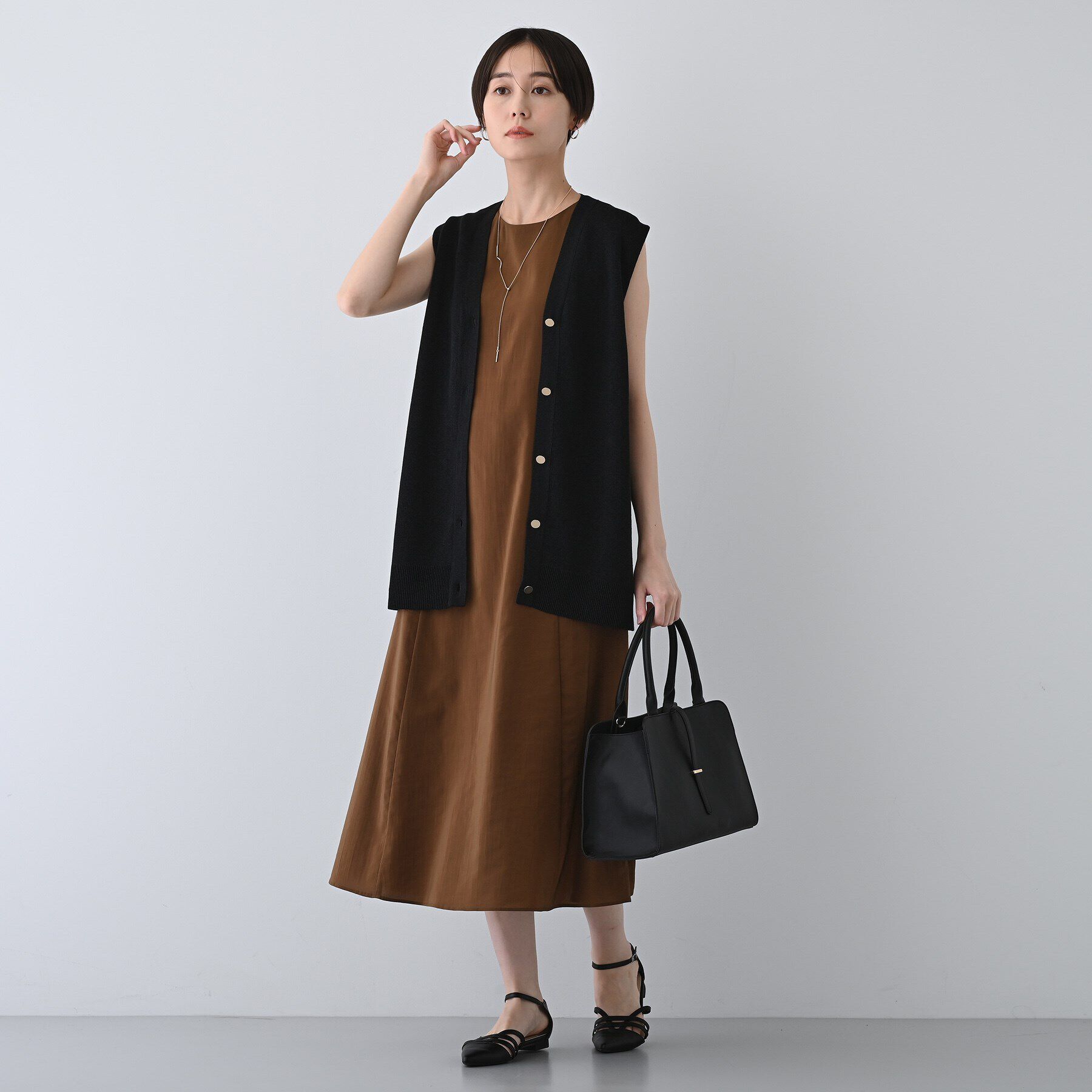 INDIVI「【コットンペーパー素材】ニットジレカーディガン」|ベスト・ジレ|