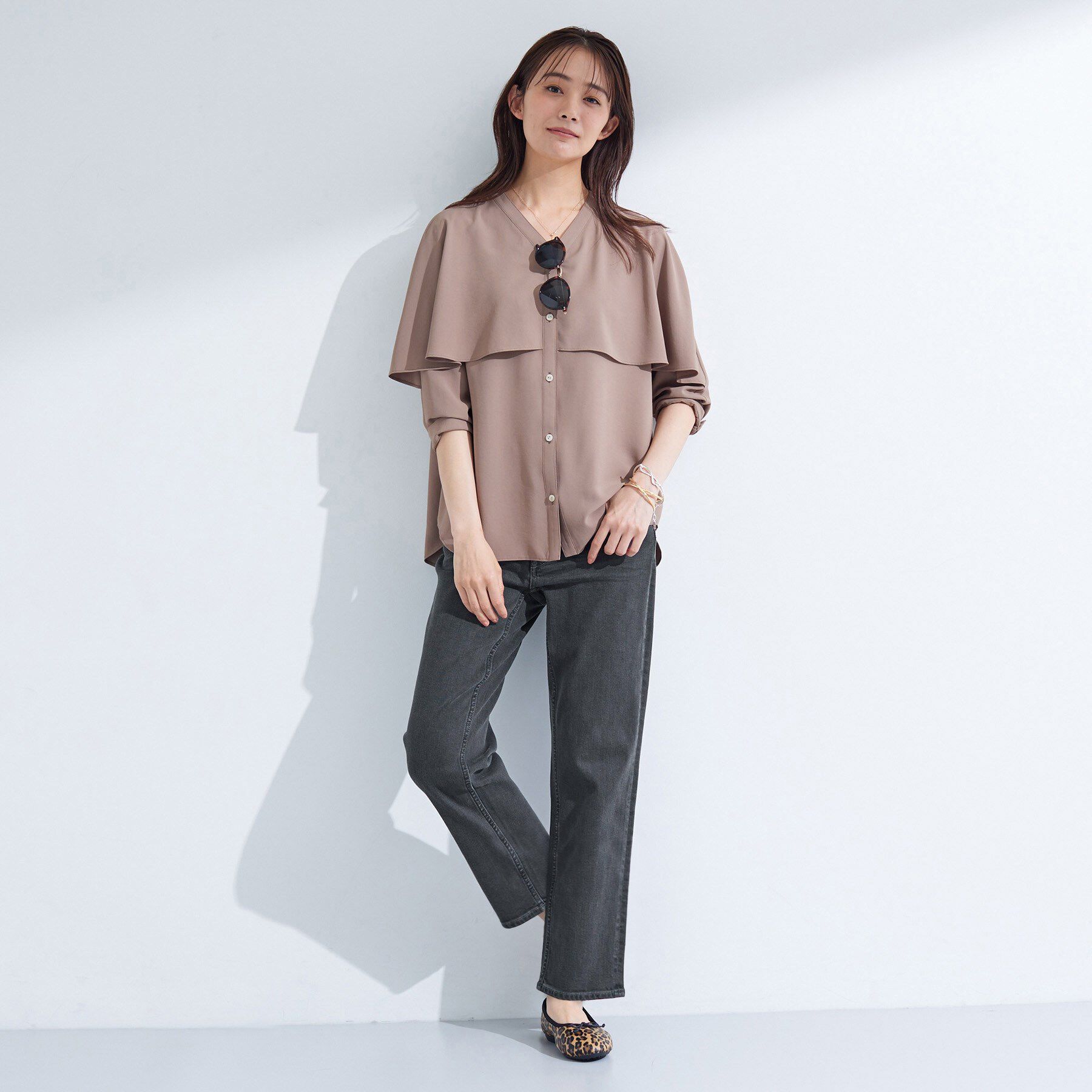 INDIVI「【春の新色登場！褒められデニム】スリムストレート デニムパンツ」|デニム|