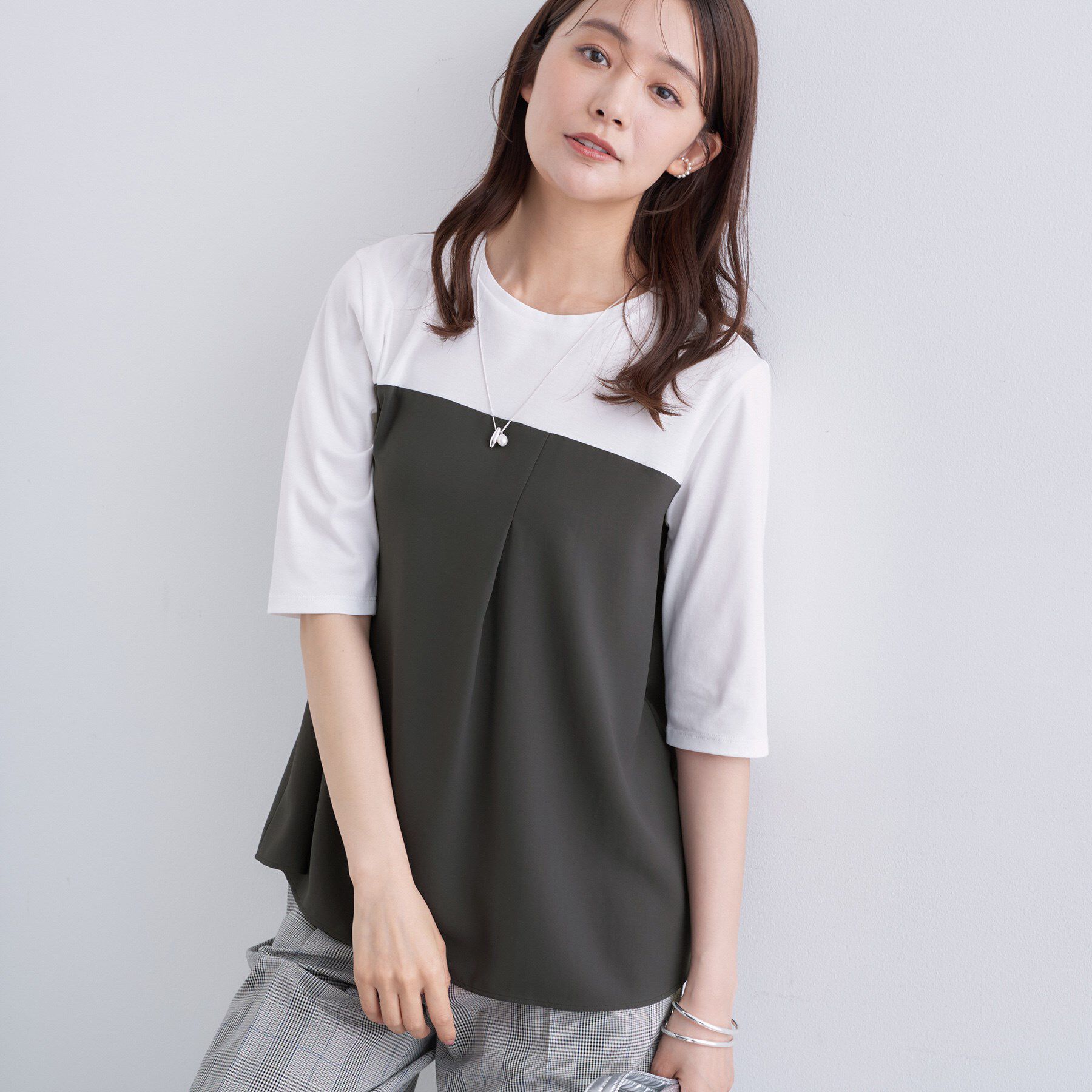 INDIVI「【セットアップ可能】ビスチェレイヤード風トップス」|Tシャツ・カットソー|チャコールグレー(5