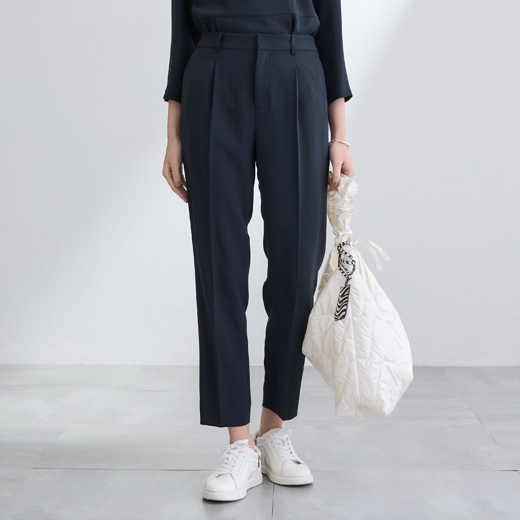 INDIVI「【洗える／UVケア／SETUP可】着る日傘テーパードパンツ」|その他|