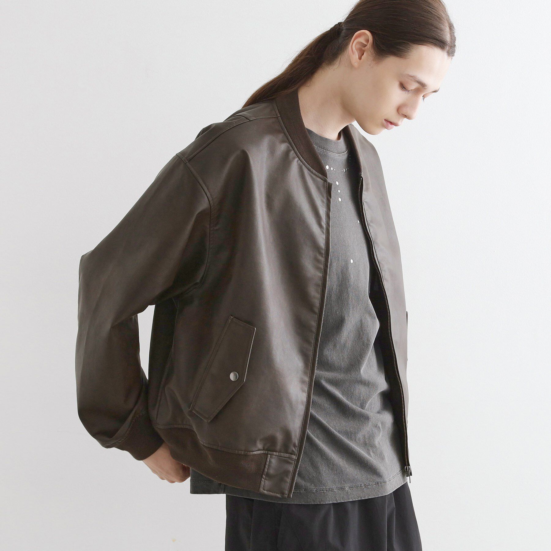 tk.TAKEO KIKUCHI「シンセティックレザー MA－1」|ブルゾン・スタジャン|