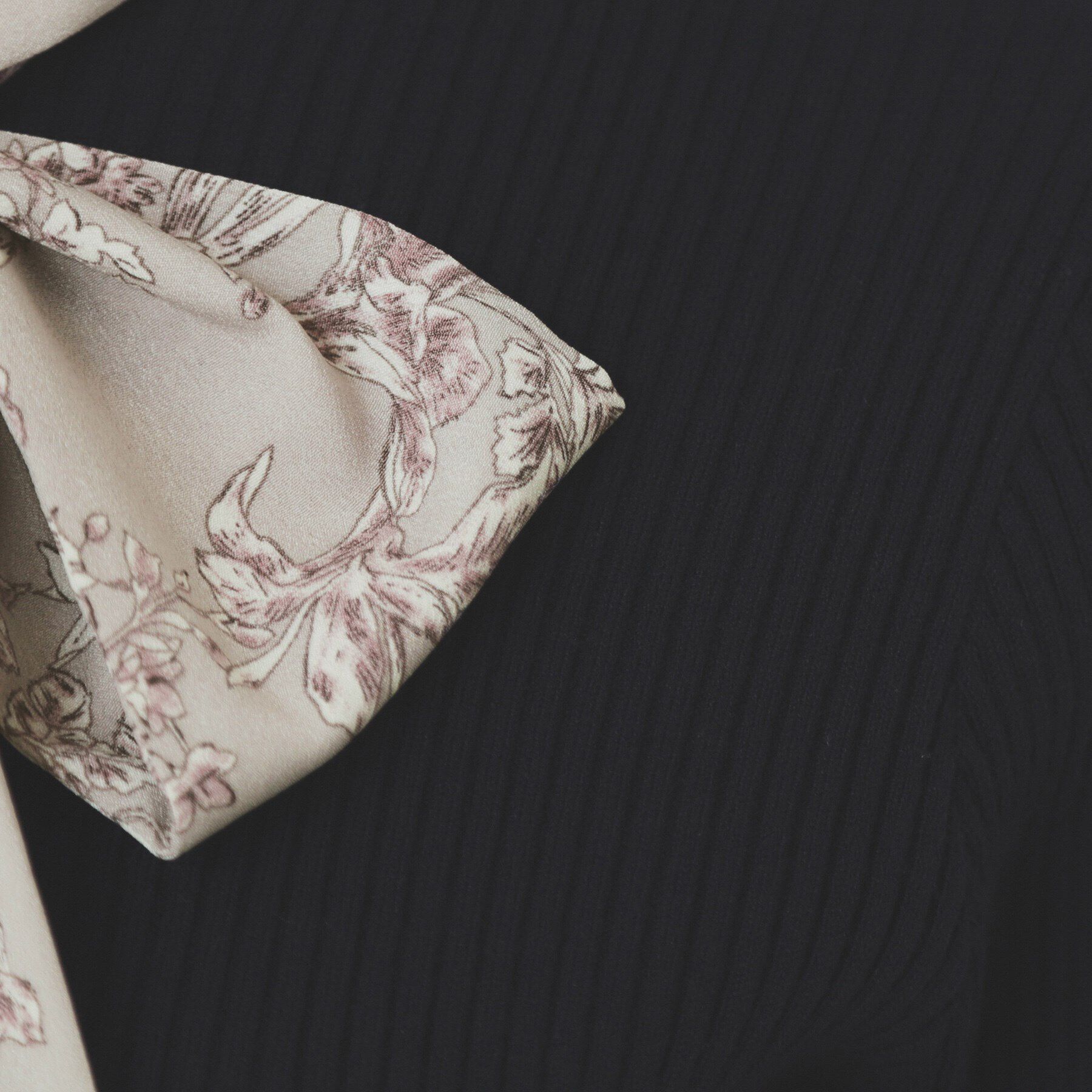 index「スカーフ付きハイネックリブニット【洗濯機洗い可】」|ニット・セーター|