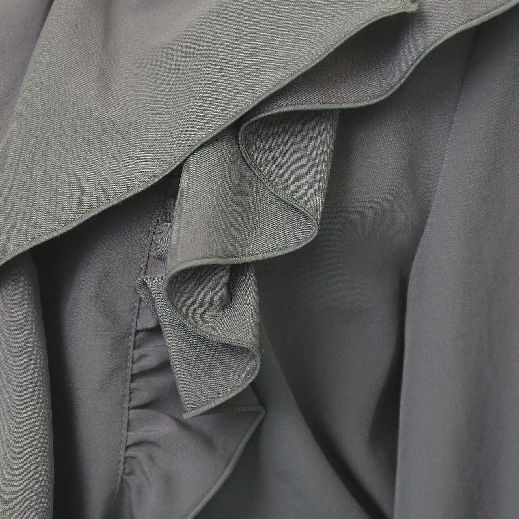 index「フリルデザインスキッパーブラウス【洗濯機OK/イージーアイロン】」|シャツ・ブラウス|