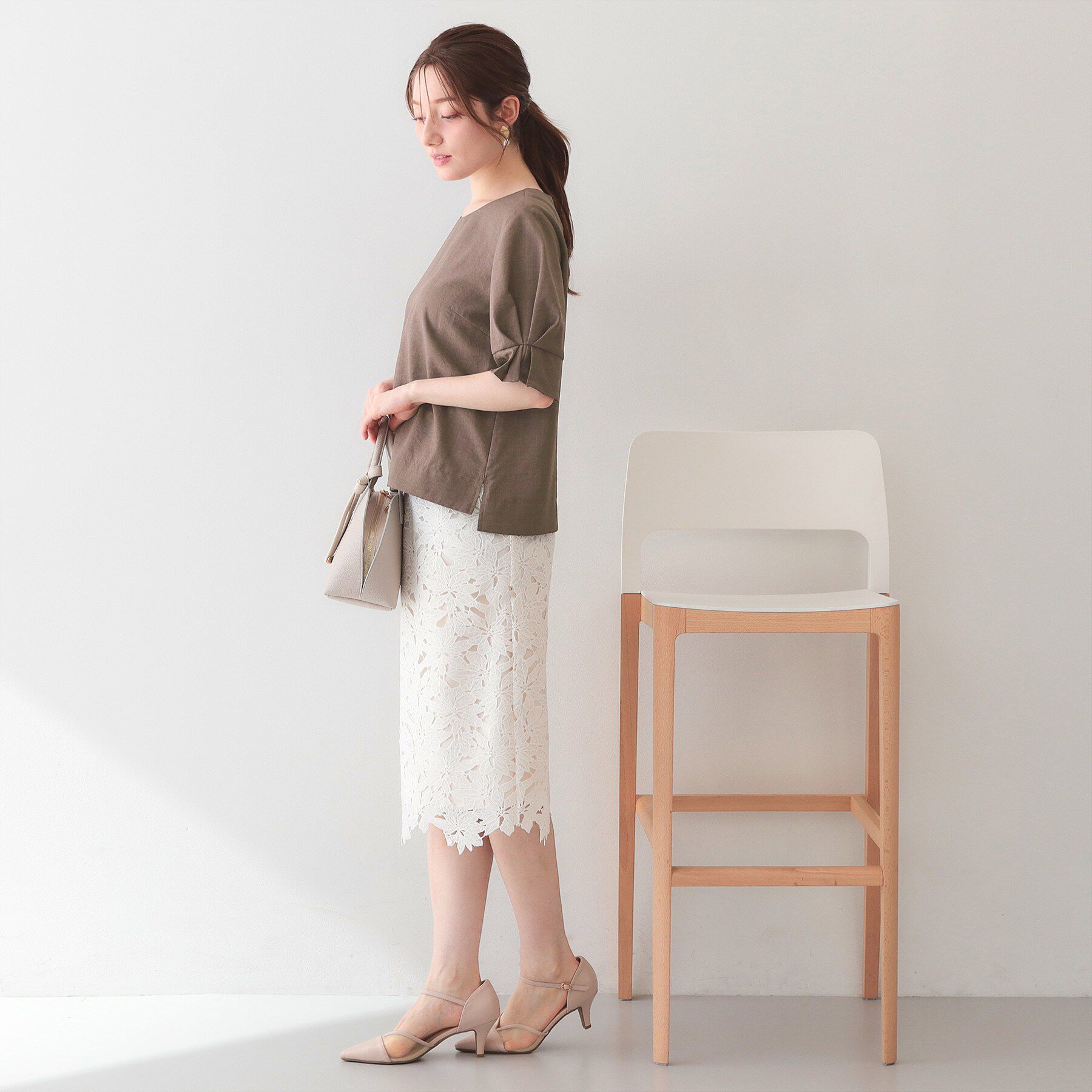 index「接触冷感タックパフスリーブブラウス【吸水速乾/防シワ/イージーアイロン/洗濯機OK】《XS～3L/6」|シャツ・ブラウス|