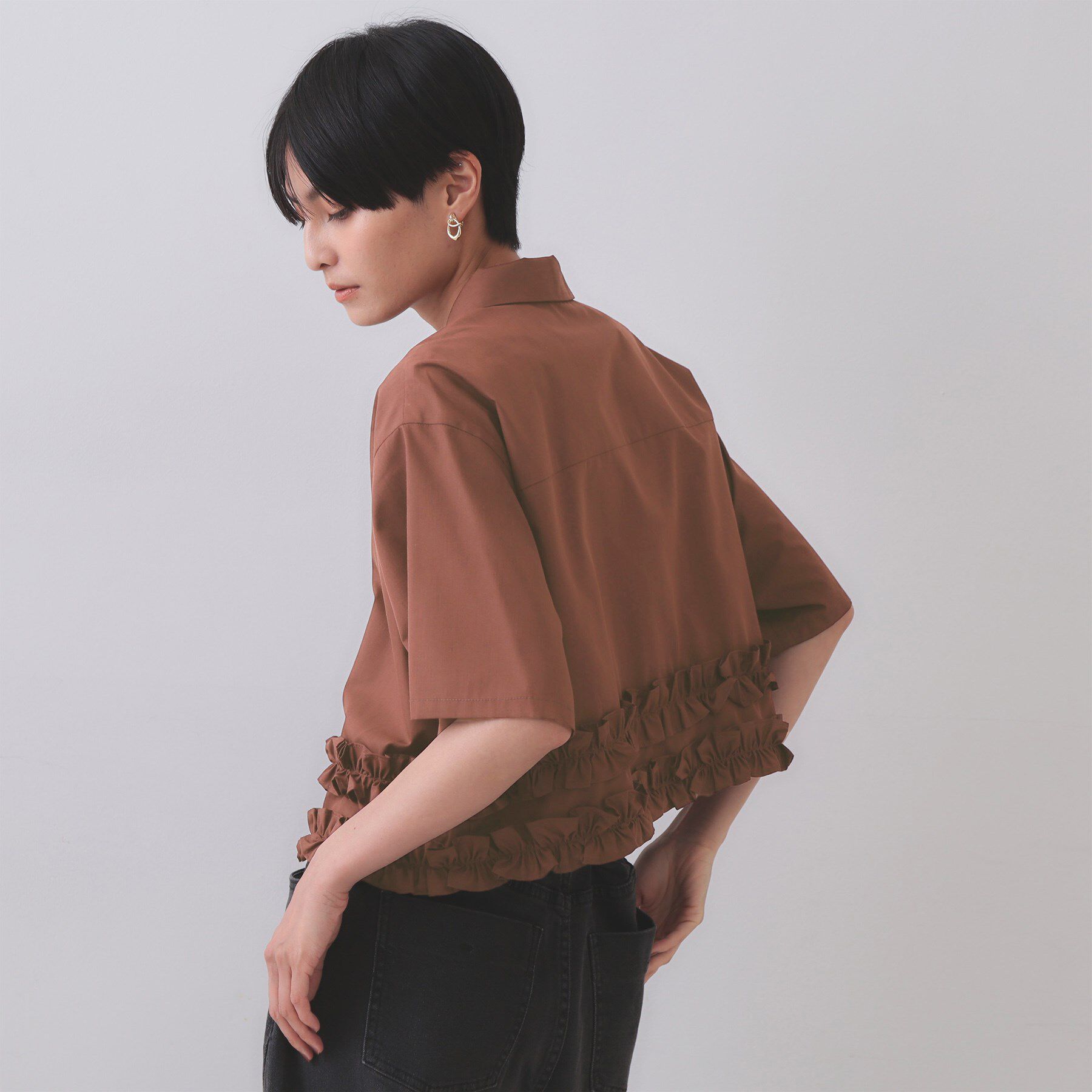 OPAQUE.CLIP「裾フリルシャツ【洗濯機洗い可】」|シャツ・ブラウス|