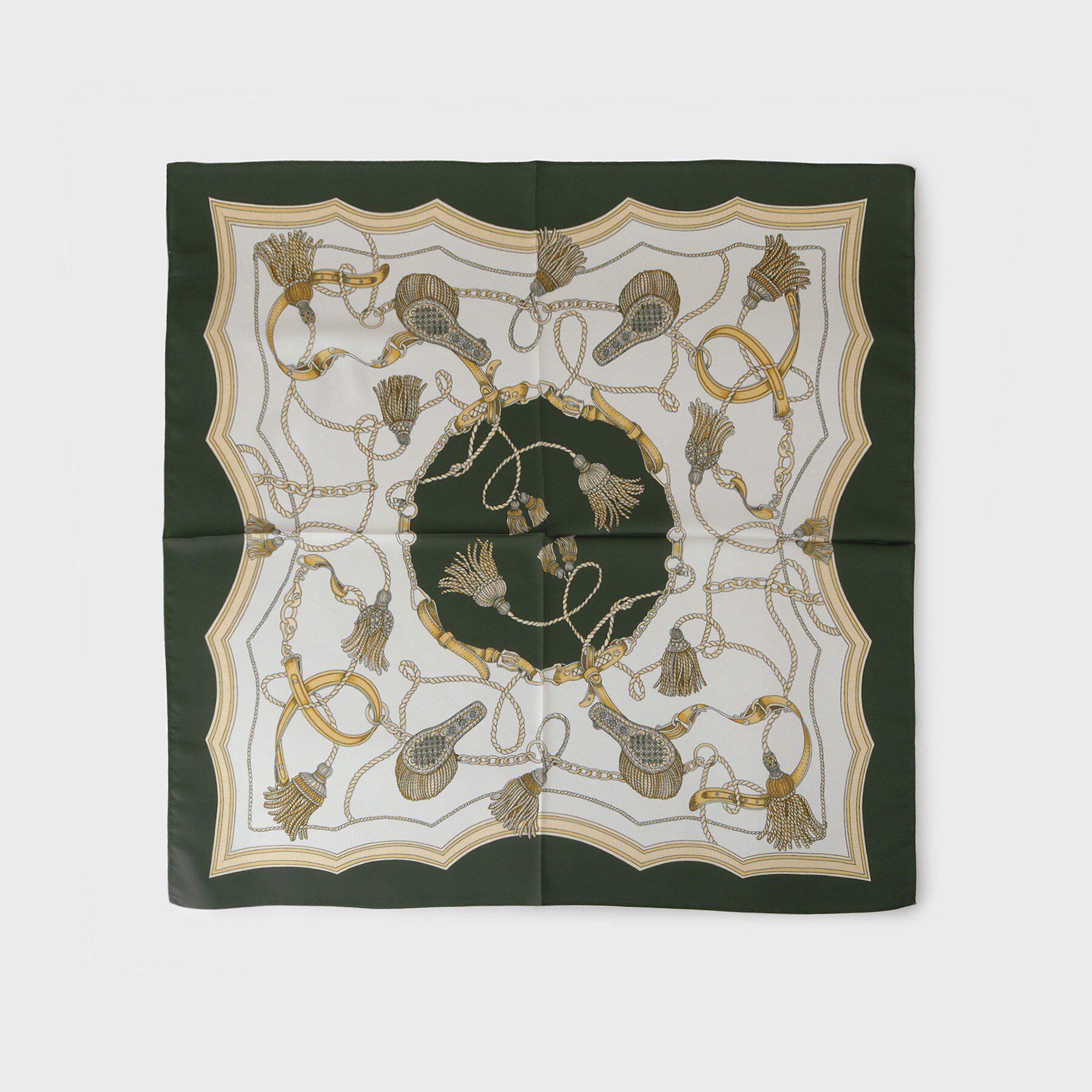 OPAQUE.CLIP「チェーン柄スクエア大判スカーフ」|バンダナ・スカーフ|カーキ(029)