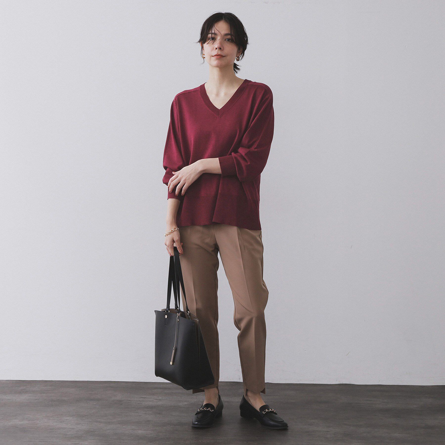 OPAQUE.CLIP「リラクシーVネックニット【洗濯機洗OK】《6col》」|ニット・セーター|