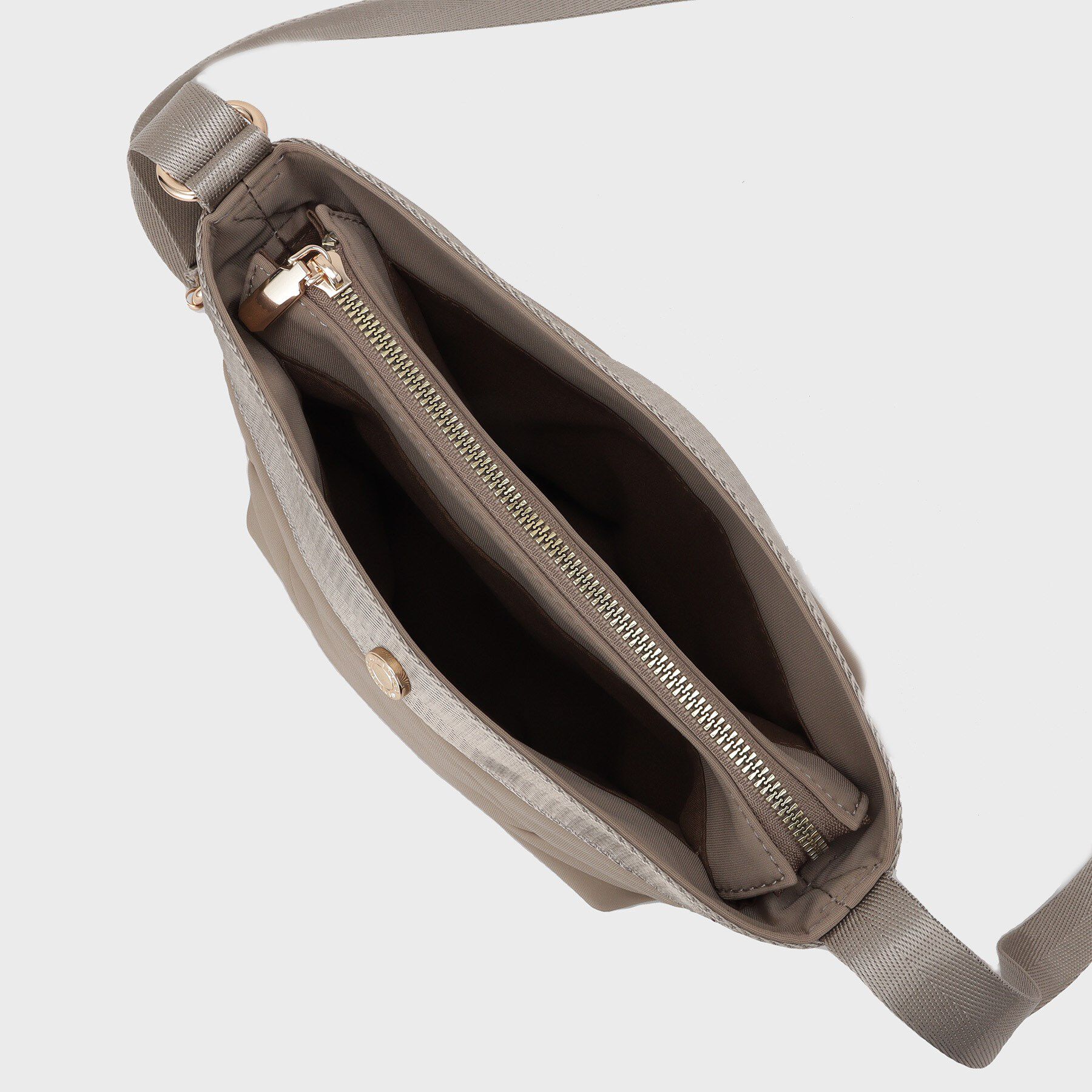 OPAQUE.CLIP「【軽量】トライアングルミニショルダーバッグ」|ショルダー・メッセンジャー|