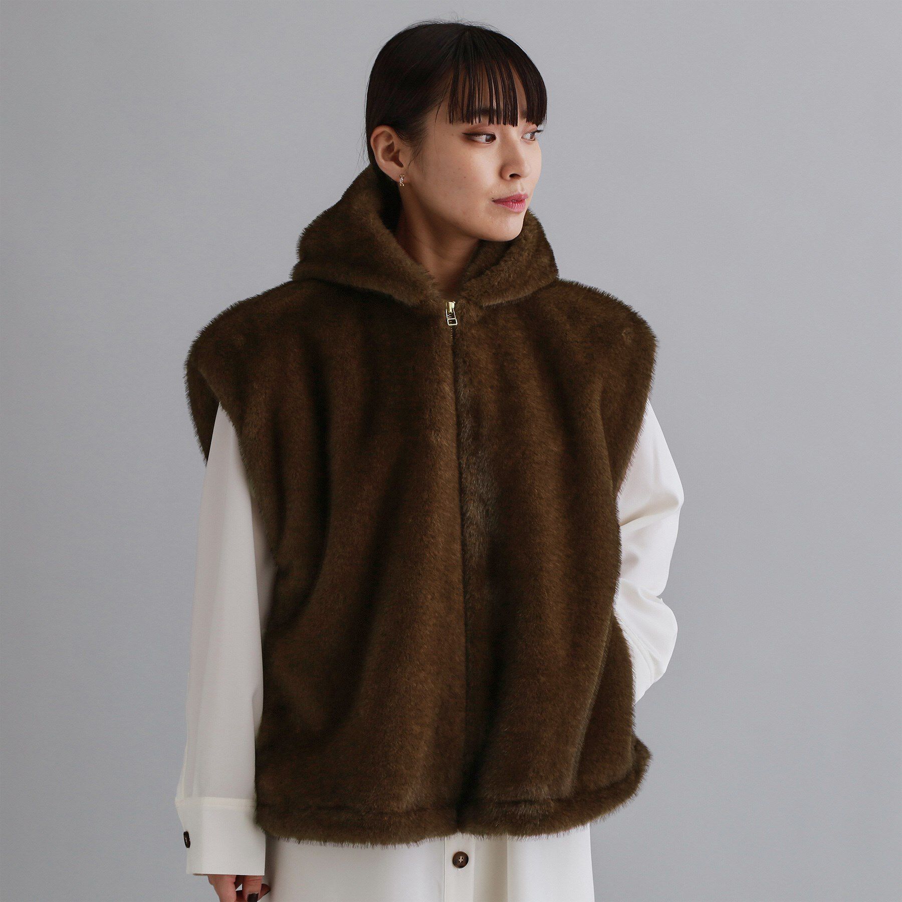 OPAQUE.CLIP「【es】ミンクライクフェイクファーフードベスト【洗える】」|ベスト・ジレ|