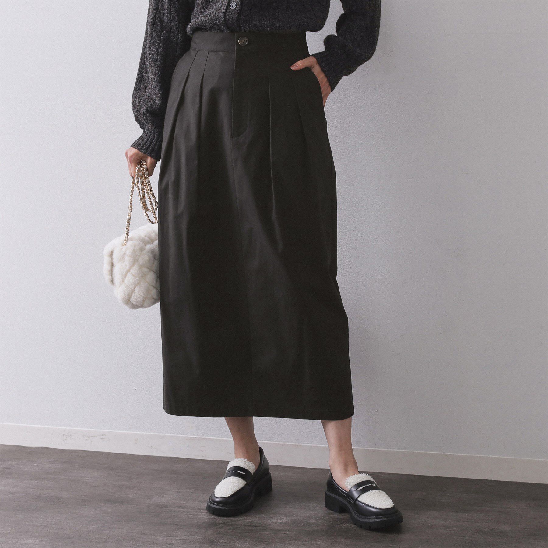 OPAQUE.CLIP「ストレッチタックナロースカート【洗濯機OK】」|スカート|ブラック(019)