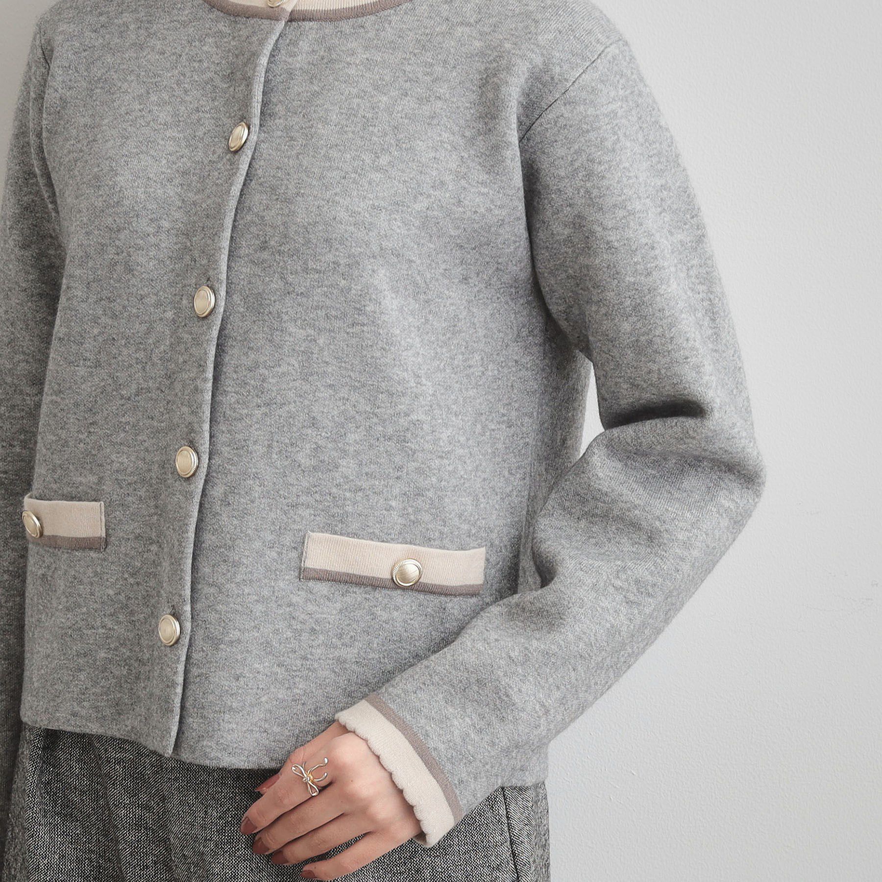 Couture broach「【通勤・大人上品】ムースタッチジャカード 配色スカラカーディ」|カーディガン|