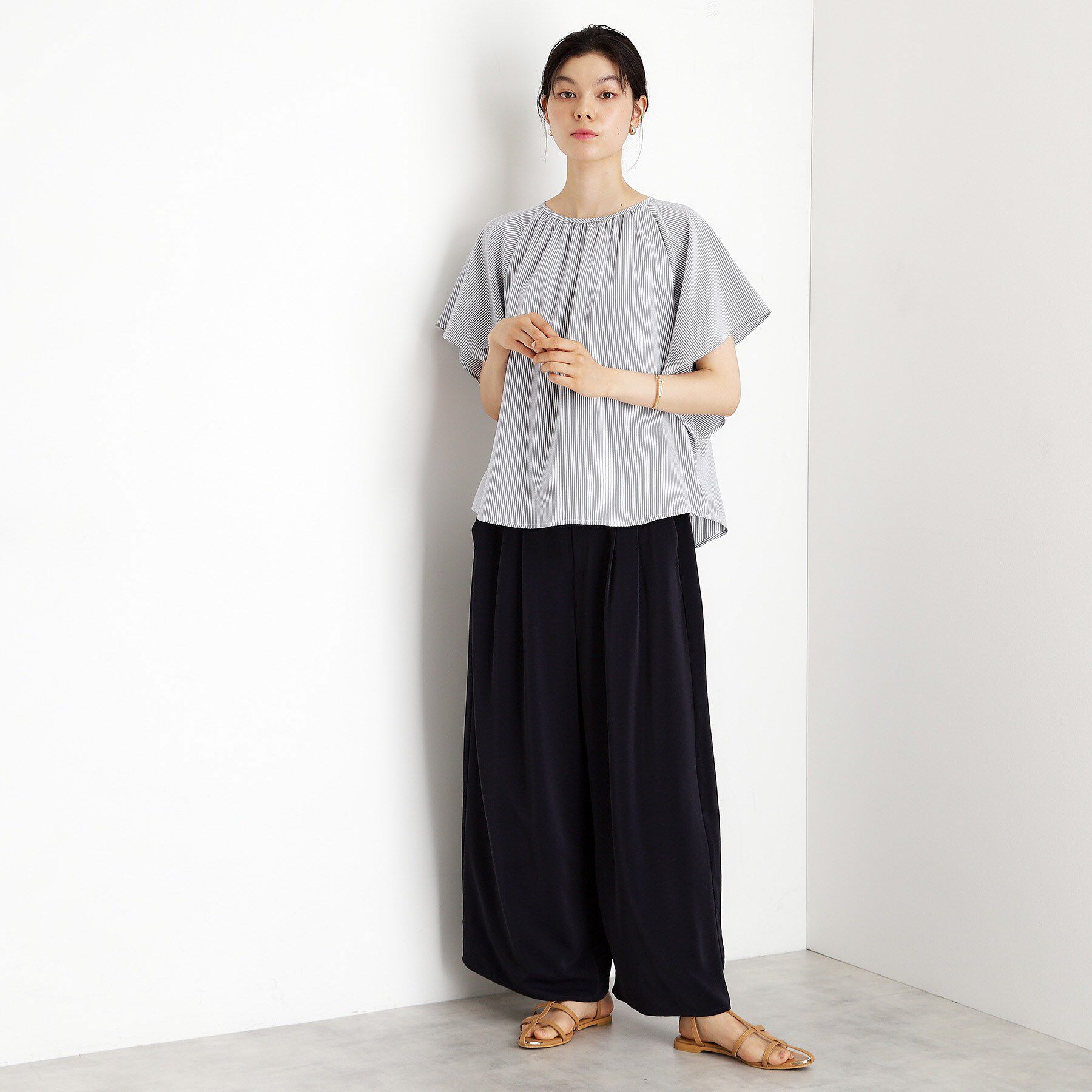 THE SHOP TK「フレアスリーブブラウス【二の腕カバー/UV/洗濯機OK】」|シャツ・ブラウス|