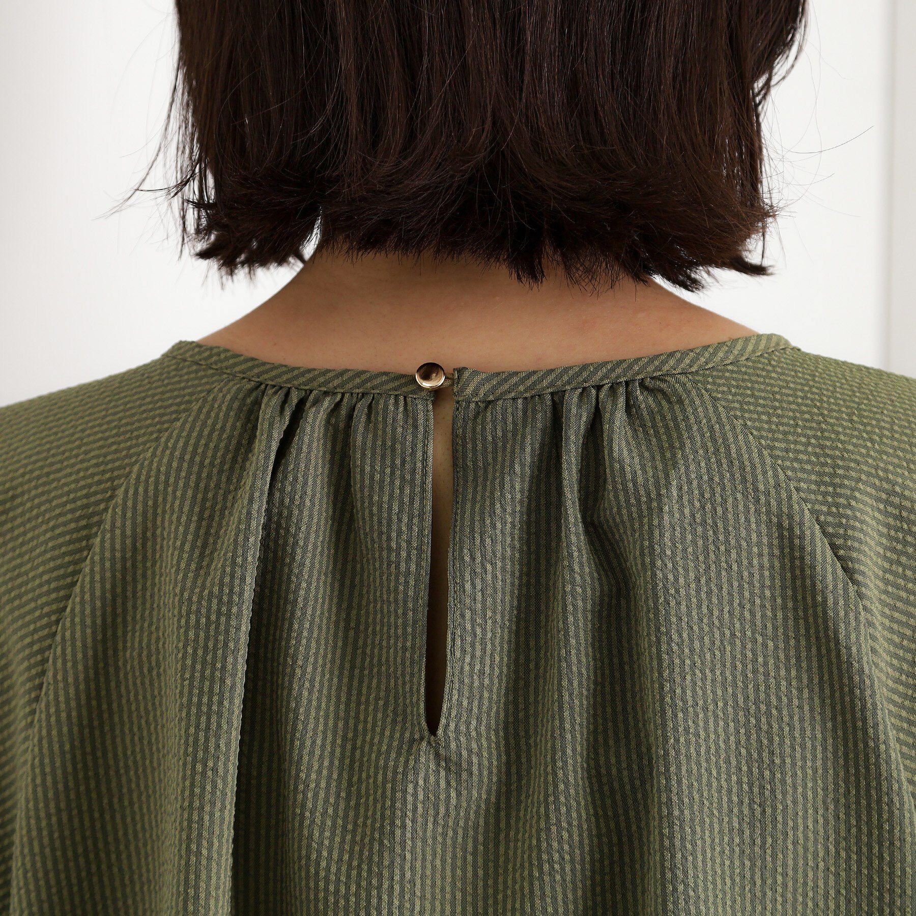 THE SHOP TK「フレアスリーブブラウス【二の腕カバー/UV/洗濯機OK】」|シャツ・ブラウス|