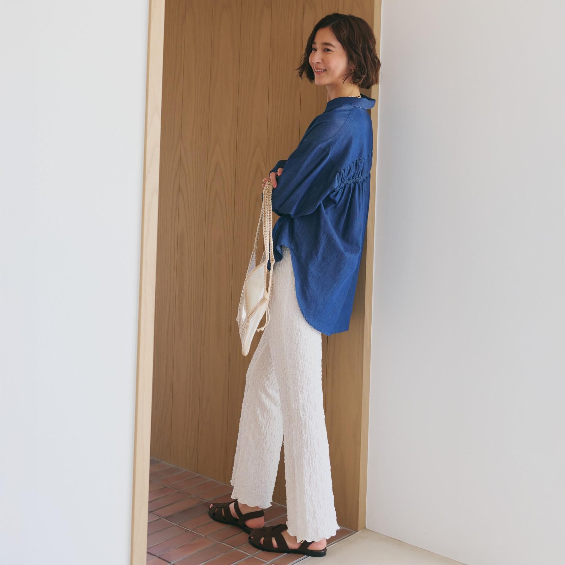 THE SHOP TK「【後ろ姿もサマになる】バックシャーリングシャツ」|シャツ・ブラウス|