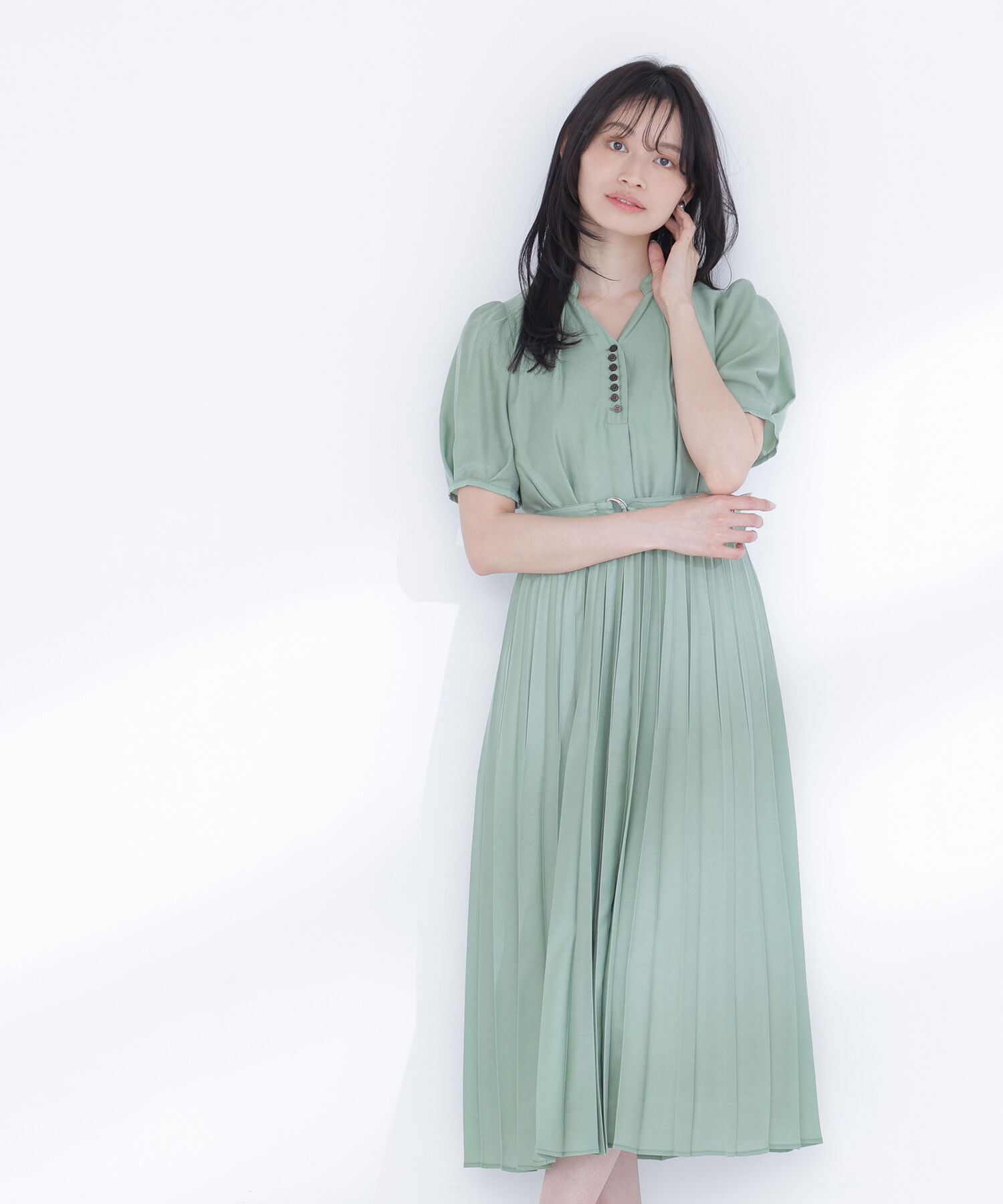  「フロントボタンプリーツワンピース」|ワンピース|
